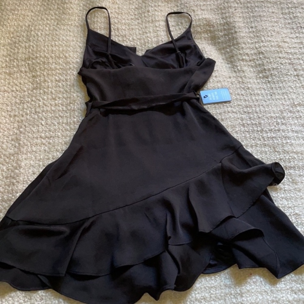 🌹NWT EXPRESS SIZE XS BLACK DRESS - Picture 6 of 10